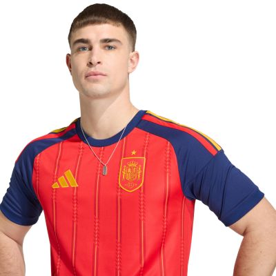 12. adidas Spanien 26 Heimtrikot rot JN4390