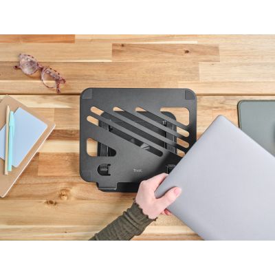 10. Vertrauen Sie dem ZEFF METAL Laptopständer in Schwarz
