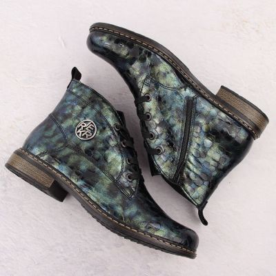 18. Damen-Lackstiefeletten in grüner Kroko-Optik Rieker 71205-90