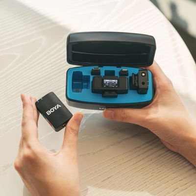 7. BOYA BOYAMIC 2-02 Drahtloses Lavalier-Mikrofon 2,4 GHz - Schwarz