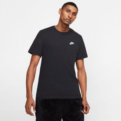 8. Nike Sportswear T-Shirt M AR4997-013