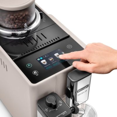 5. DeLonghi EXAM 440.55.BG Espressomaschine