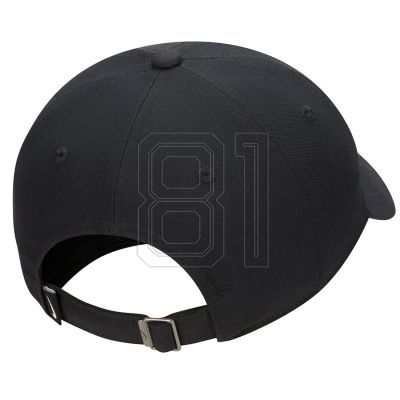 4. Nike Club FB5369-010 Kappe