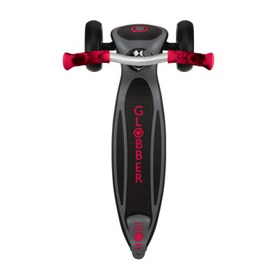 18. Globber Master Prime 3-Rad-Scooter / Schwarz - New Red 664-102