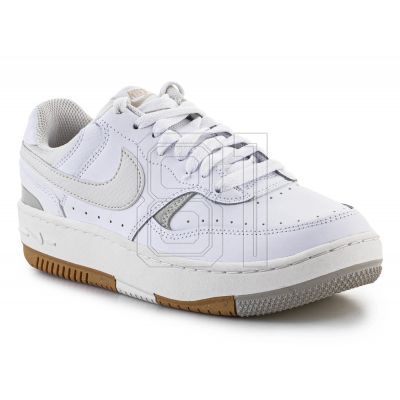 6. Nike Gamma Force W DX9176-103 Schuhe