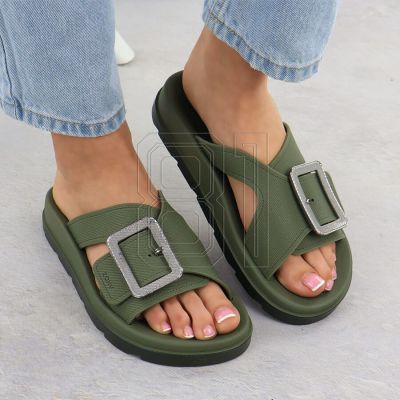 10. Zaxy RR285075 W INT2136A Flip-Flops