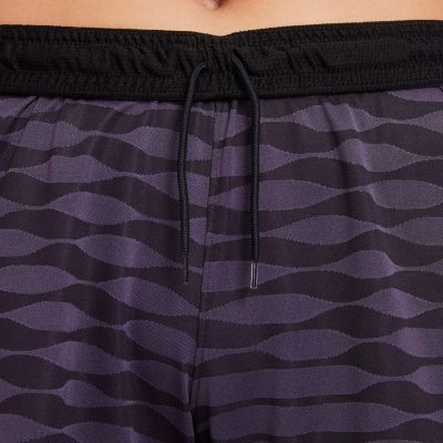 11. Nike Dri-FIT Strike W Shorts CW6095-012