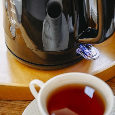 8. Wasserkocher ADLER AD 1380b schwarz