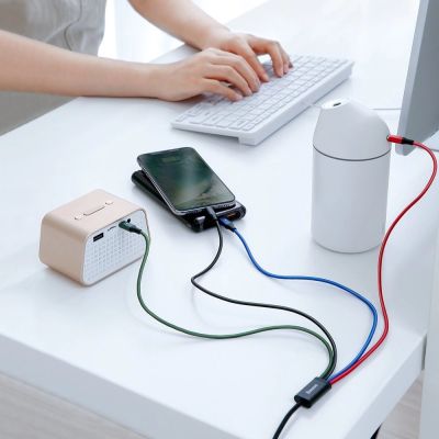 6. Baseus Kabel USB 4in1 Kabel, 2x Lightning / USB Typ C / Micro USB, Nylon geflochten 3.5A 1.2m schwarz (CA1T4-A01)