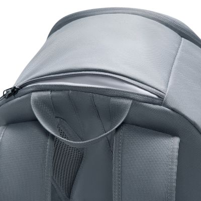 6. Nike Heritage Sweep Rucksack Grau IO8733 084