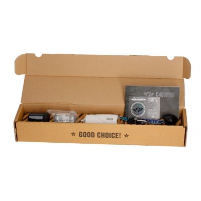 4. Comandante C40 MK4 Nitro Blade Racing Green Grinder