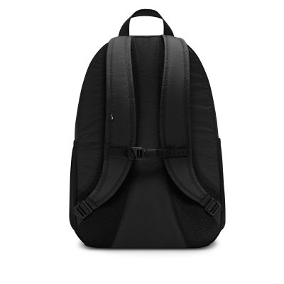 2. Nike Hayward Rucksack HJ8200-011