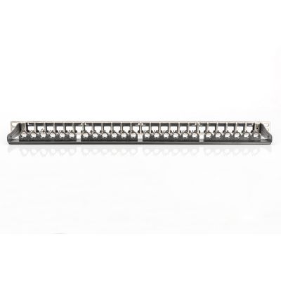 3. Hochdichtes Patchpanel 19" 24x Keystone, geschirmt, 0,5 HE, schwarz, Kabelführung, Beschriftungsfelder