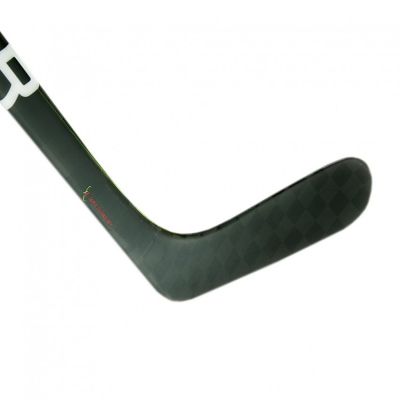 8. Bauer Vapor Hyperlite Sr Composite Stick