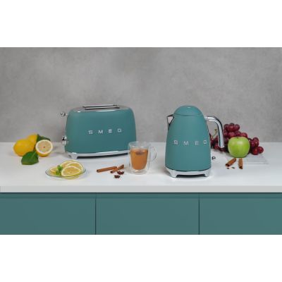 10. Smeg Wasserkocher 50er Jahre Stil Smaragdgrüner Wasserkocher