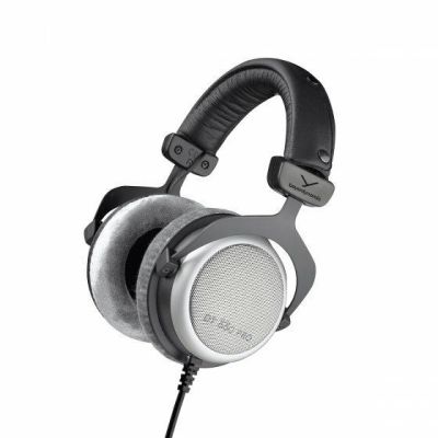 3. Beyerdynamic DT 880 PRO 250 OHM - Halboffener Studio-Kopfhörer