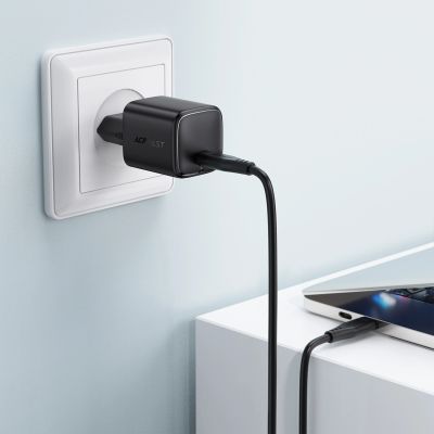 9. Acefast A119 GaN PD 45W USB-C Wandladegerät - Schwarz