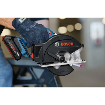 11. Bosch Combi-Kit 4 Geräte 18V Batterie