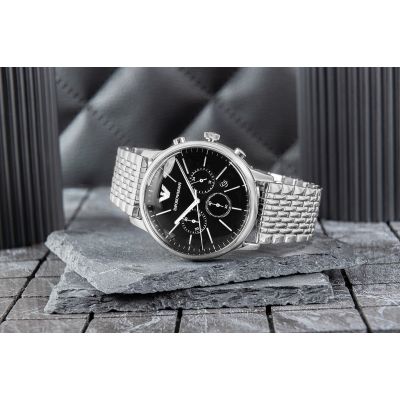 6. Emporio Armani Minimalist AR11772 Herrenuhr + Box