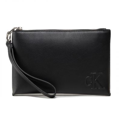 7. Calvin Klein Jeans K60K610146 Kosmetiktasche