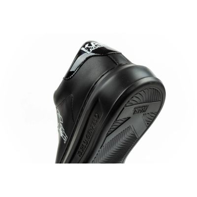 7. Karl Lagerfeld Herrenschuhe Sneaker Kapri aus naturfarbenem Leder, schwarz