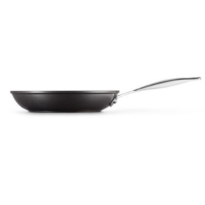 2. Le Creuset gehärtete Antihaft-Bratpfanne 4,5 x 30 cm