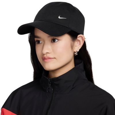 Nike Club Cap mit Schirm, schwarz FZ5698 010
