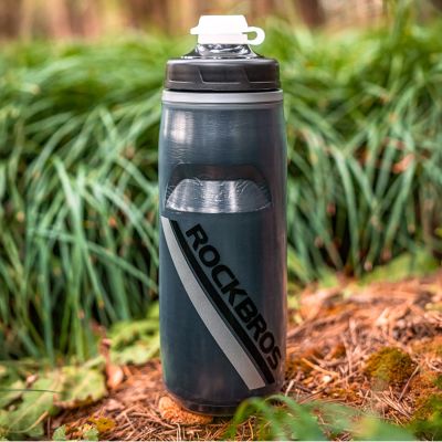 6. Rockbros Thermosflasche für Fahrräder, 620 ml, BPA-frei – Schwarzverlauf