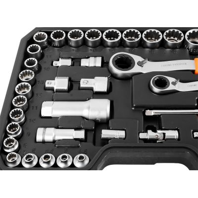 5. Satz von Durchgangssteckdosen 1/4" + 3/8", 46 Stück.