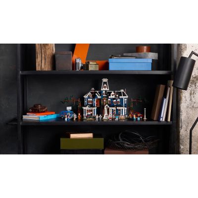 16. LEGO Icons 11370 – Stranger Things: Creel-Haus