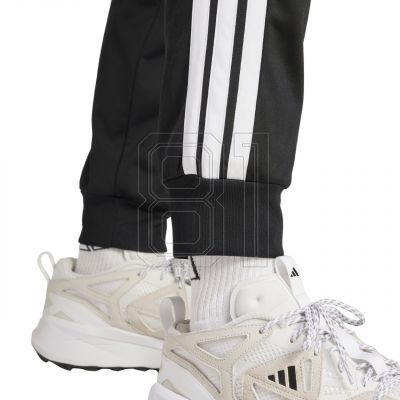 6. adidas 3-Streifen Tricot Regular Tapered Pants M JI8809