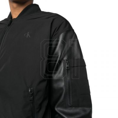 9. Calvin Klein Jeans M J30J322643 Jacke
