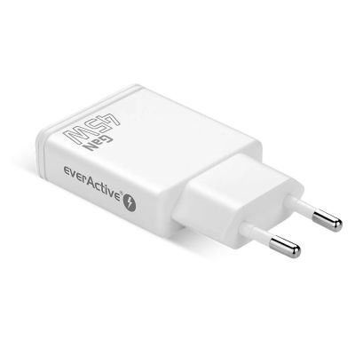 3. EVERACTIVE GAN SUPER SLIM 2X USB-C PD 45W WEISSES LADEGERÄT SC-465Q