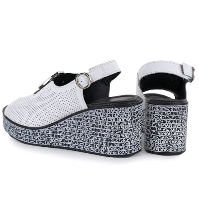 3. Damen-Keilsandalen aus Leder mit durchbrochenem weißen Muster S.Barski 7014