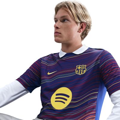 3. Nike FC Barcelona Academy Pro Heim-Aufwärmtrikot HJ7142-456