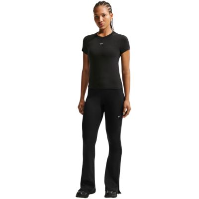 6. Nike Sportswear Chill Knit Damen-T-Shirt Schwarz FV5508 010
