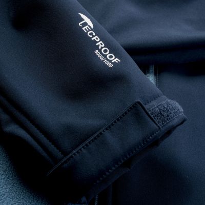 6. Hi-tec Jacke Caen M 92800211939