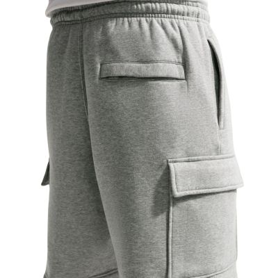 4. Nike Club Herrenshorts Grau FN3525 063
