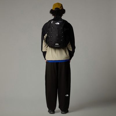 9. The North Face Borealis Classic Rucksack, schwarzes Nylon