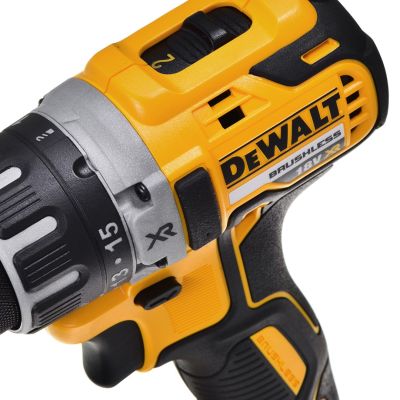 2. DeWalt DCD791D2-QW Akku-Bohrschrauber mit 2 Akkus