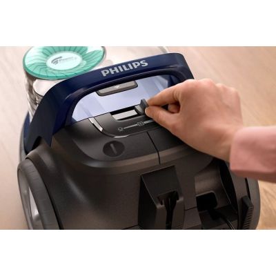 6. PHILIPS PowerPro Active FC9550/09 Staubsauger