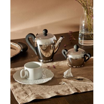 2. Alessi CA12/8 Teekanne