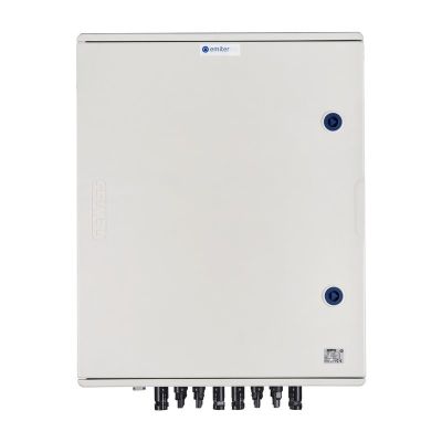 Hermetischer DC/AC-Emitteranschlusskasten IP66 mit Dehn 1000-V-DC-Überspannungsableiter Typ 2, 6 x PV-String, 6 x MPPT // Dehn-AC-Begrenzer Typ 2, 100 A 3-phasig, FR 100 A, Phasensignal + Buchse