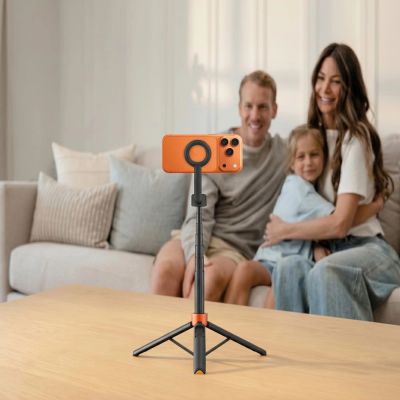 17. Tech-Protect L10S Bluetooth-Selfie-Stick-Stativ – Schwarz und Orange