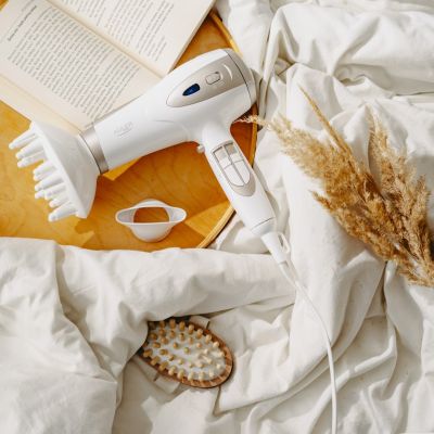 10. ADLER AD 2248wc Haartrockner, weiß und champagnerfarben