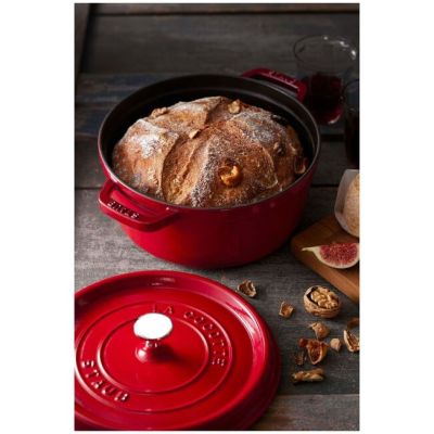 7. Staub Runder Gusseisentopf – 3,8 l, Rot