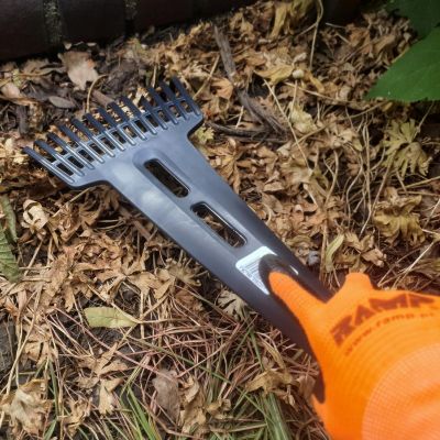 4. Gartenrechen 55 cm