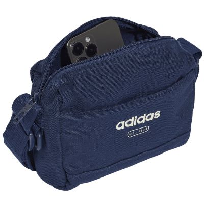 3. adidas Canvas-Tasche KS9567