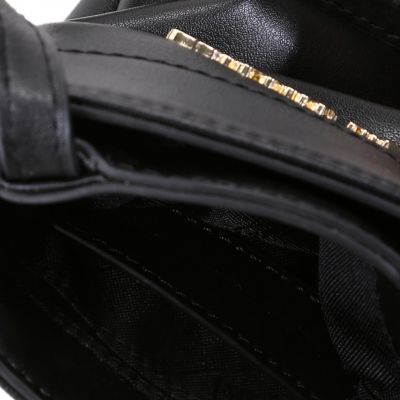 3. Tommy Hilfiger Veg Luxe Handy-Geldbörse AW0AW11886