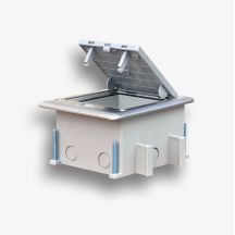Bodendose 6M IP66 – Bodendose zur Montage von Steckdosen der Standardgröße 22,5 x 45 mm (45 x 45 mm), klappbar